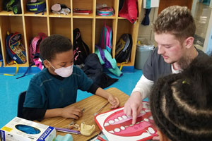 Dental Careers student visiting elementary classroom