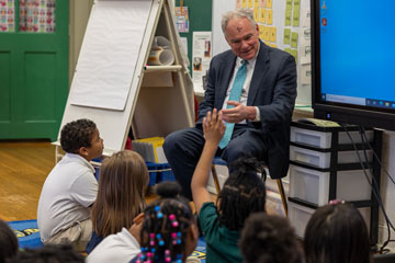 Senator Tim Kaine talking to elementary students in classroom
